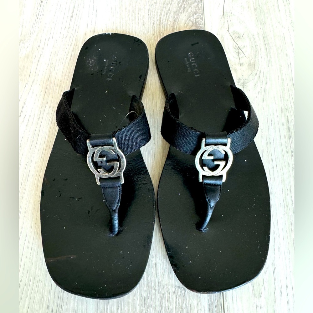 GUCCI GG black web thong sandal 37